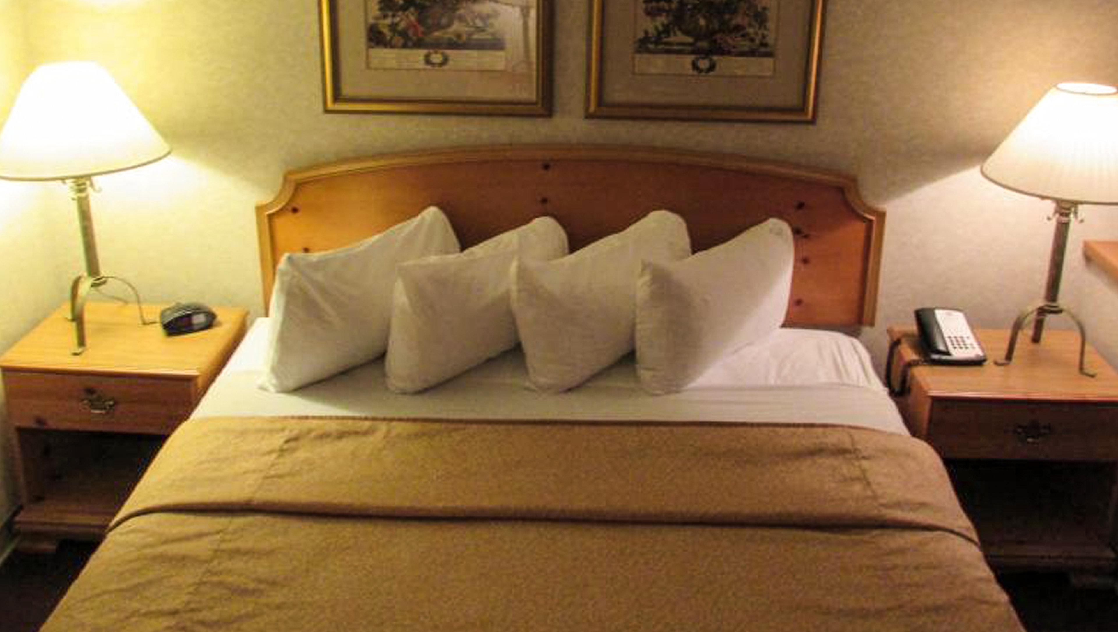Magnuson Grand Pioneer Inn And Suites Escanaba Exterior photo